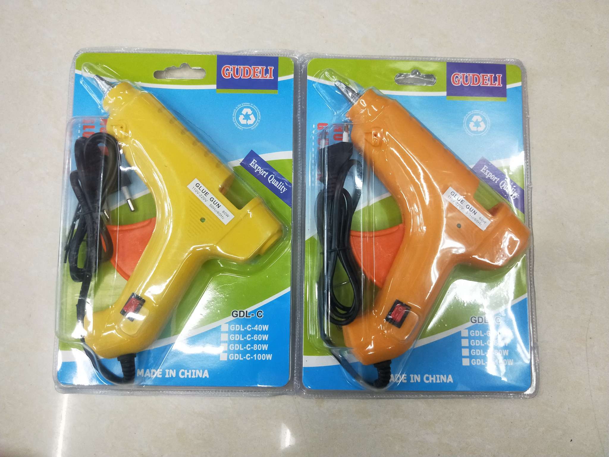 古德立彩色胶枪白底实物图