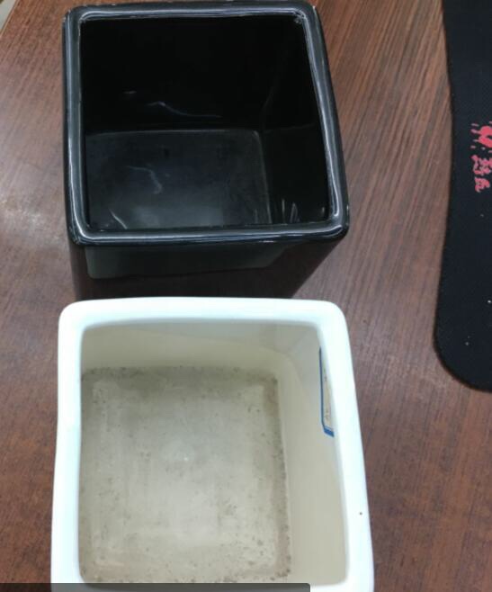 四方陶瓷花器详情10