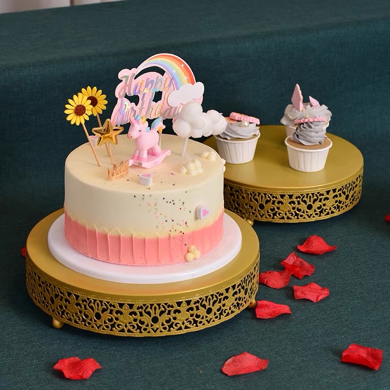 Iron Cake Stand Multi-Plate Cake Stand Wedding Layout Cake Plate Application Scenario