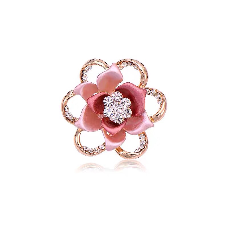 Floral design brooch