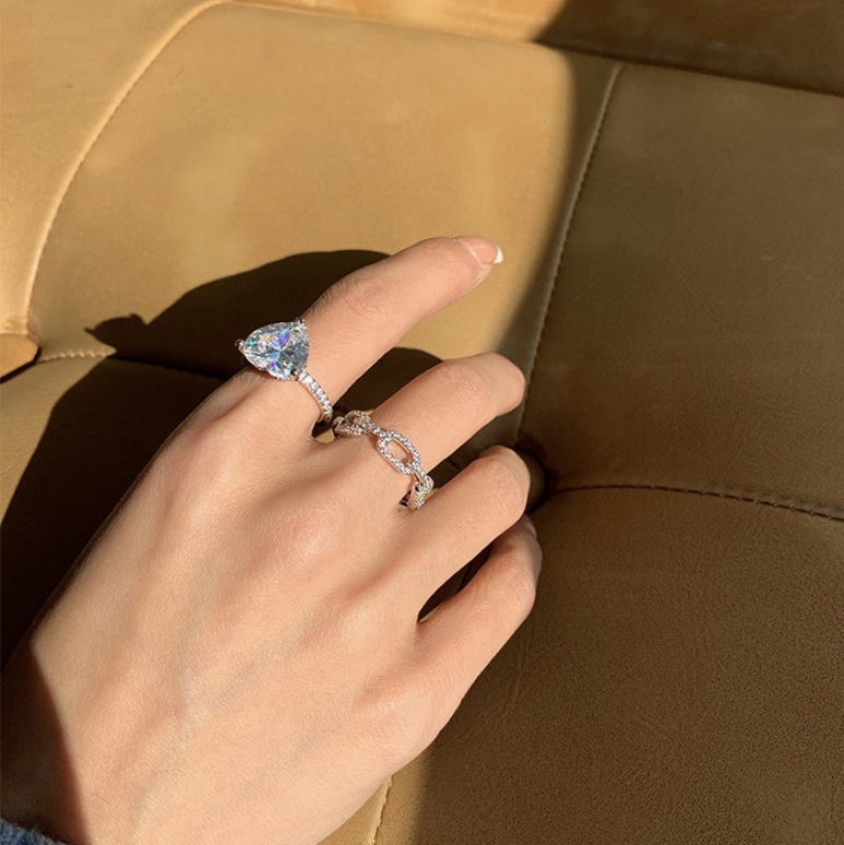 734 new recommended light retro style Korean jewelry niche design sense fashion personality simple senior sense ins trend high quality ring ladies ring wholesale simple with small fresh hot style high quality thumbnail