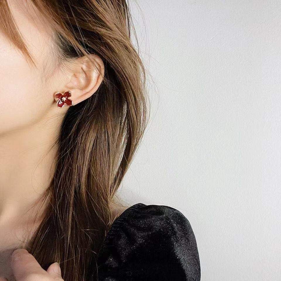 French vintage Port wind drop glaze wine red flower earrings three-dimensional small earrings studs female