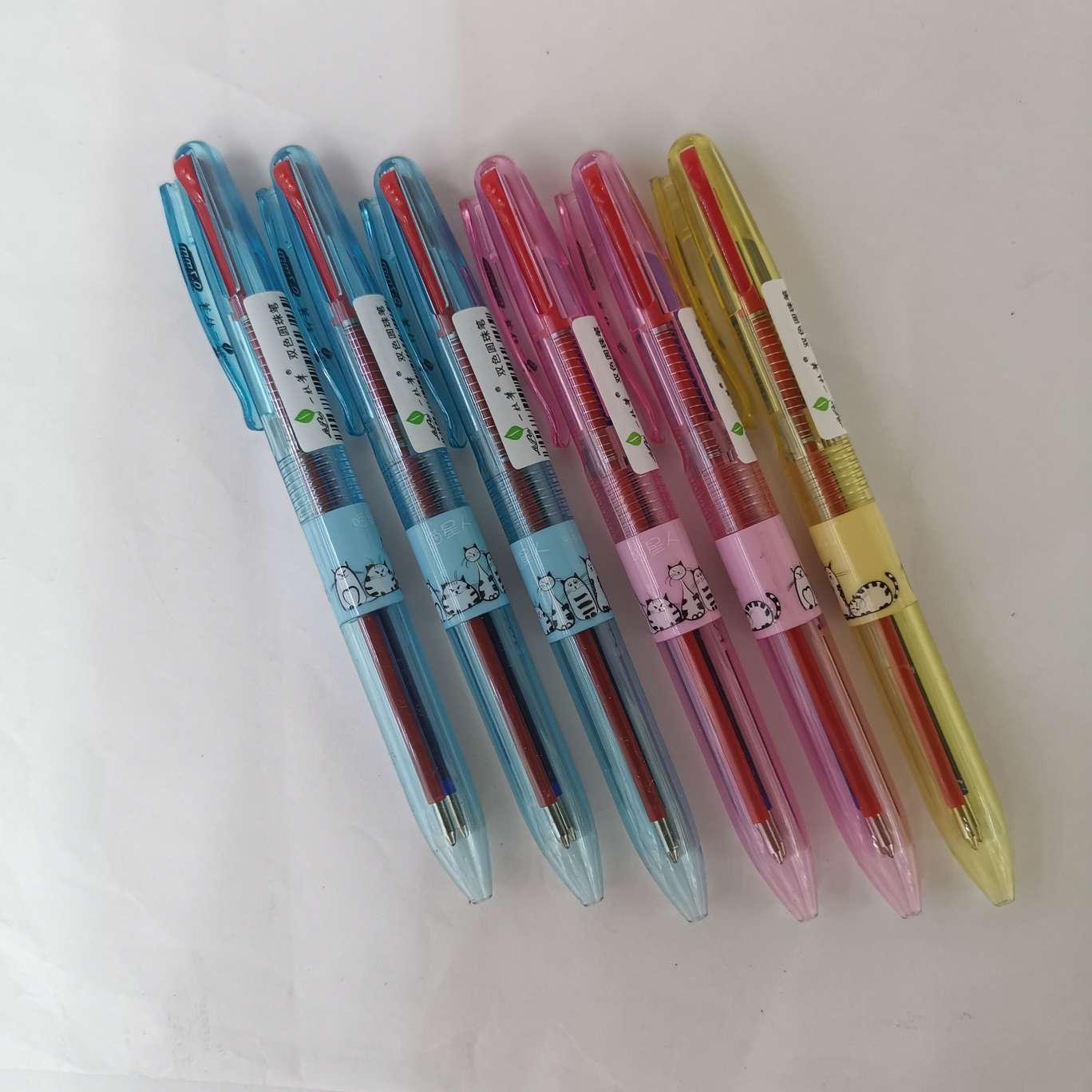 Two-color ballpoint pens in stock, red and blue, are available for display and packaging detail image 7