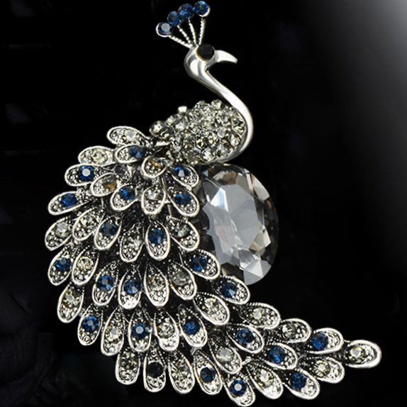 Vintage Brooch Ladies Peacock Pin Everything Coat Coat Crystal corsage Cape buckle Pin accessorize