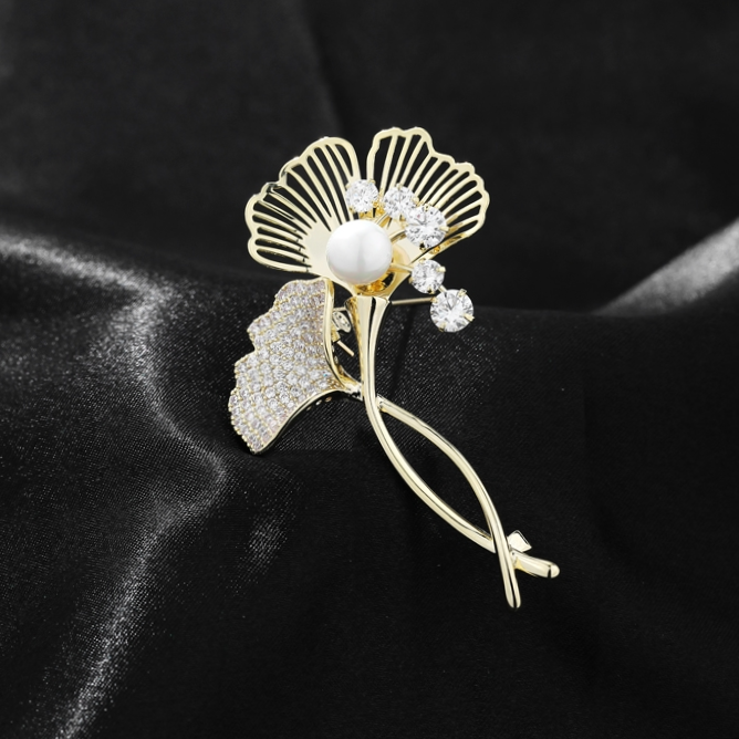 Double leaf pin