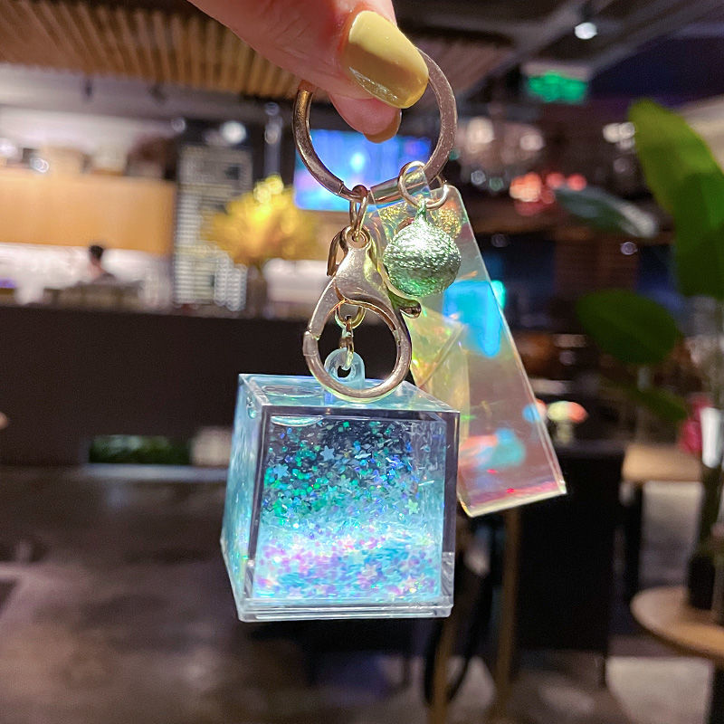 钥匙扣流沙水晶香水液体漂浮卡通玩偶可爱网红ins包香水挂件情侣详情图2
