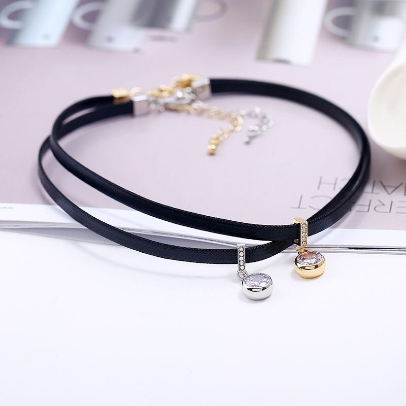 Golden ball necklace