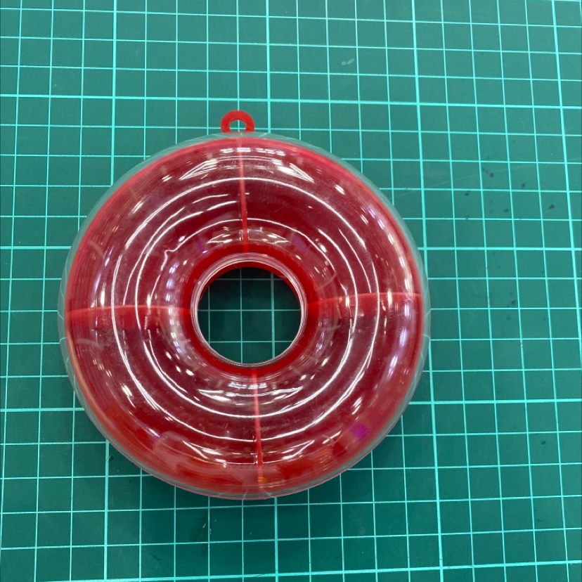 Circular storage box red bottom doughnut convenient