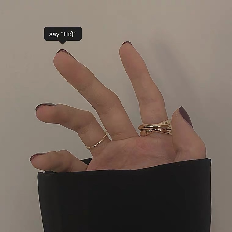 Korean cold style combination four-piece joint ring, female Internet celebrity's Instagram trendy three-layer index finger ring, fashionable open ring Application Scenario