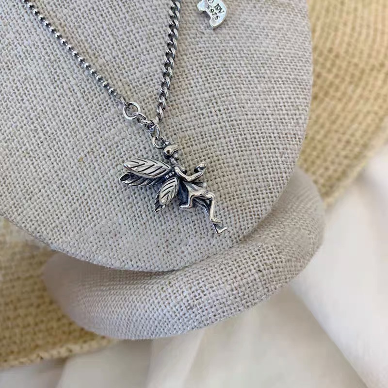 Little fairy wing necklace