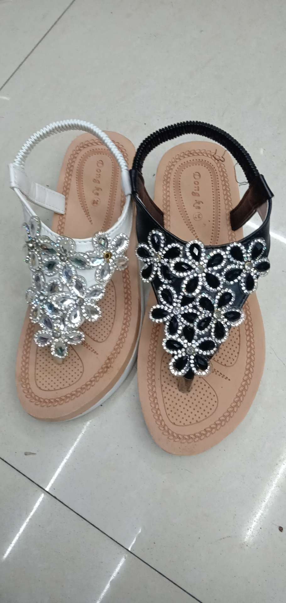 Clip flat-bottomed rhinestone slippers details Picture