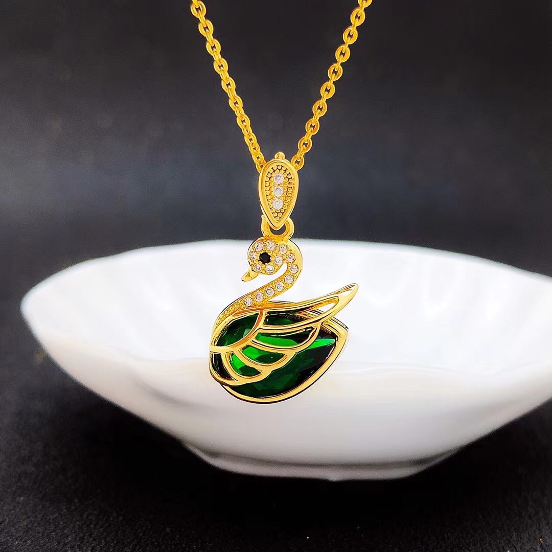 Grandma green Swan pendant