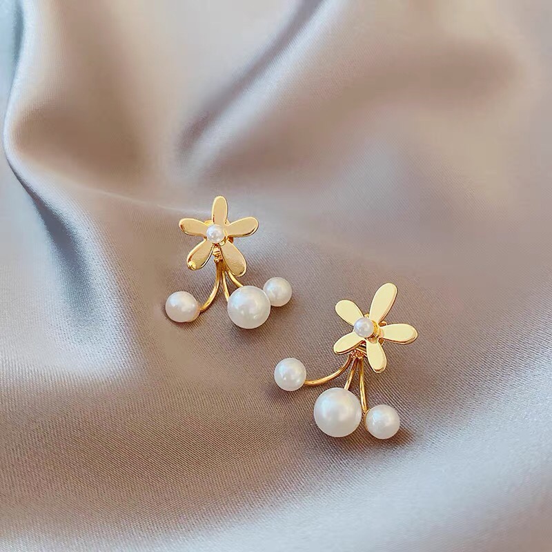 Delicate fashion sweet summer must-have cute girl pearl flower earrings