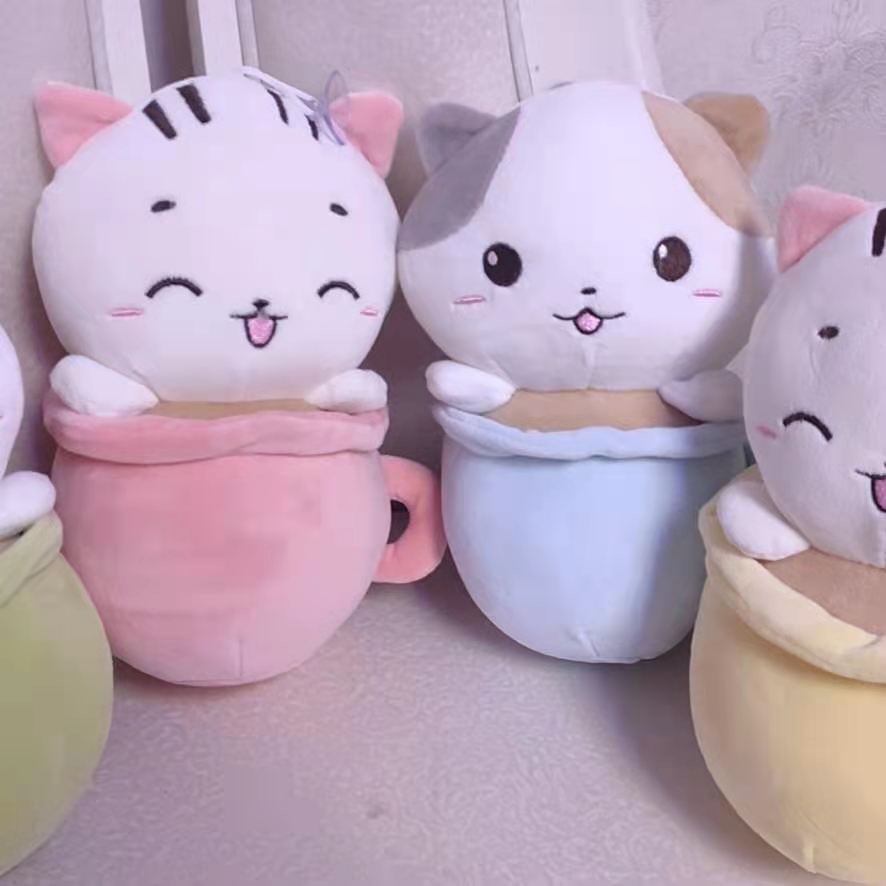 Teacup cat