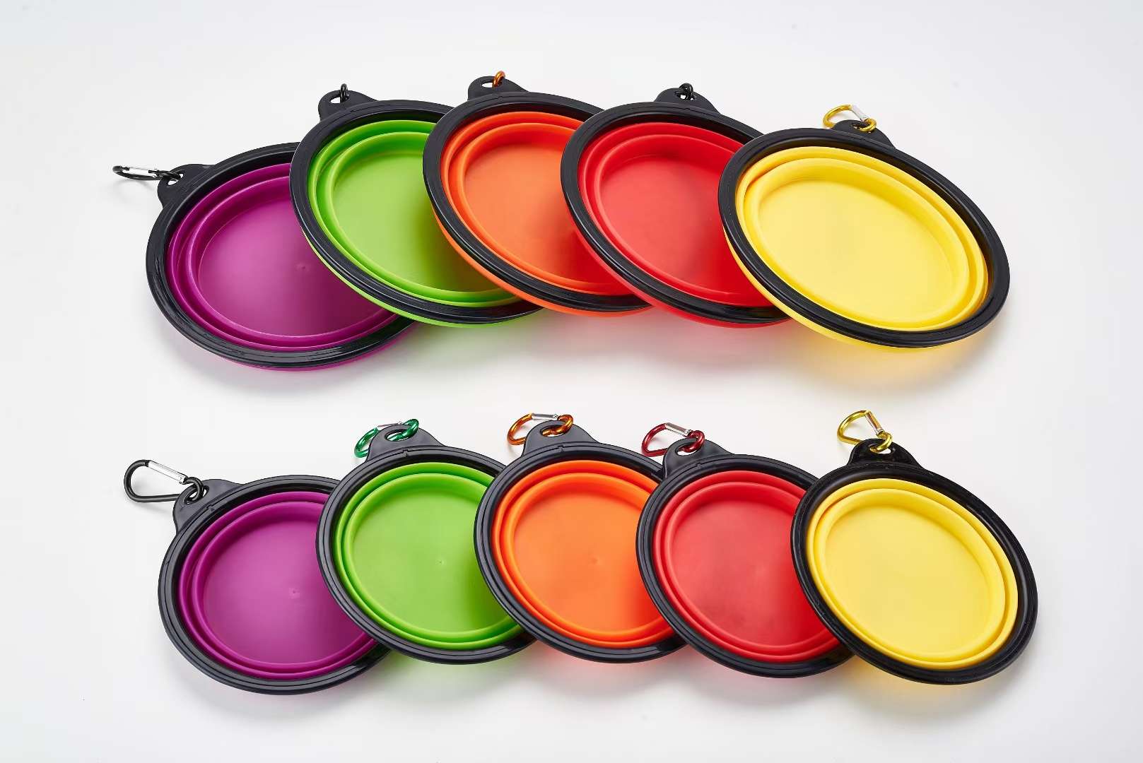 宠物用品！大号折叠碗：
产品尺寸：17.6*12.5*6.6CM，
产品重量：0.092KG，
产品容量：1000毫升详情5