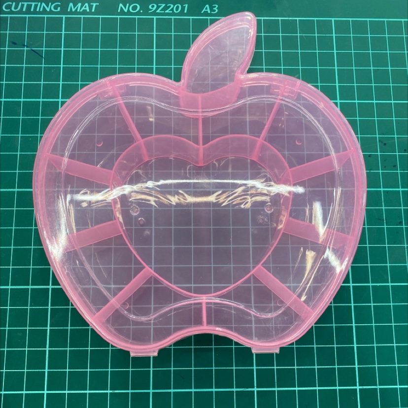 Square storage box Big pink apple