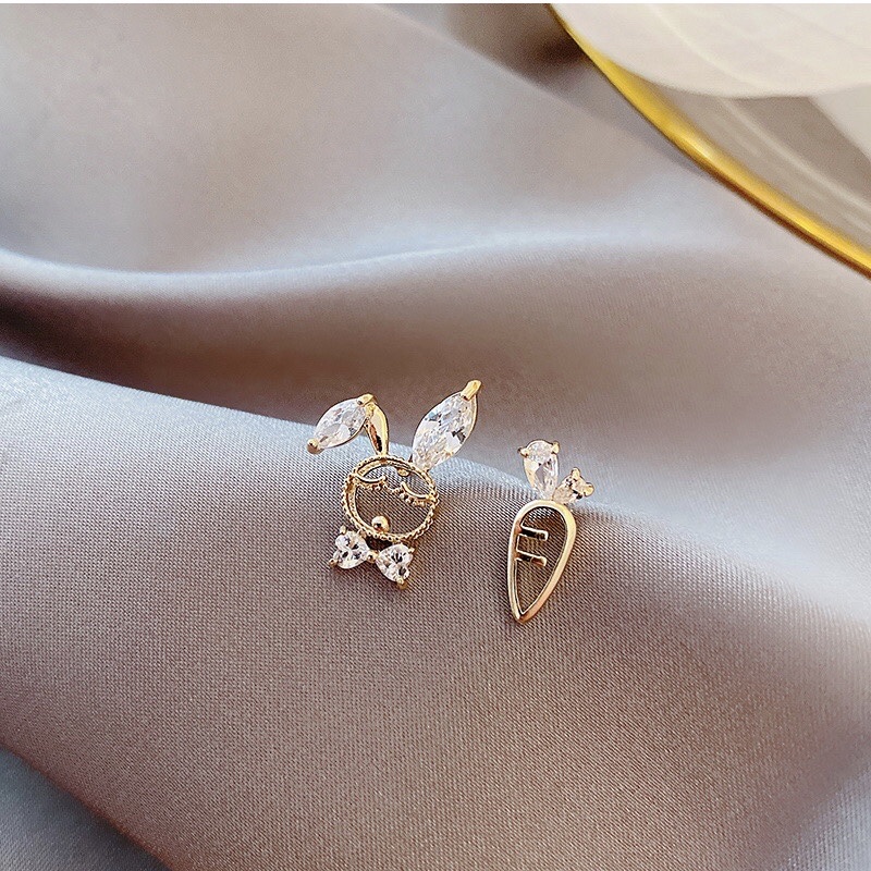 New original design: Sweet girl, little rabbit, radish and cute stud earrings Application Scenario