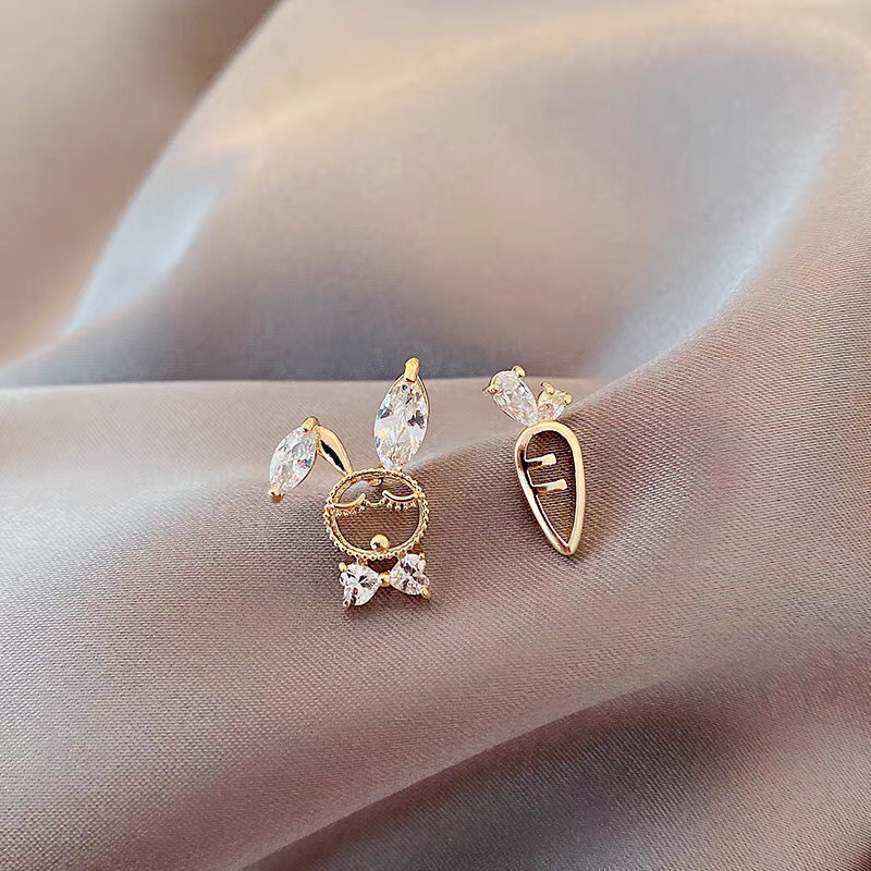 New original design: Sweet girl, little rabbit, radish and cute stud earrings