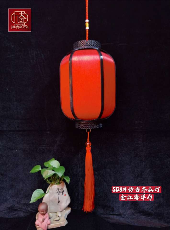 The joy of moving into a new home: The new house is glowing. The kindergarten is decorated with small lanterns and winter melon lanterns Specification drawing