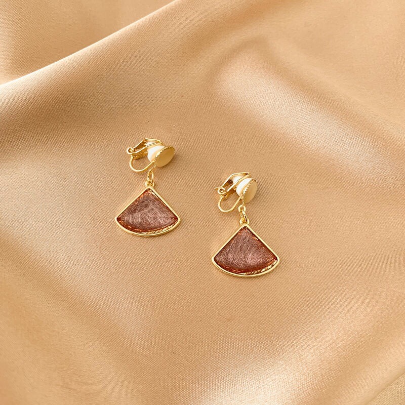 Stud earrings C60