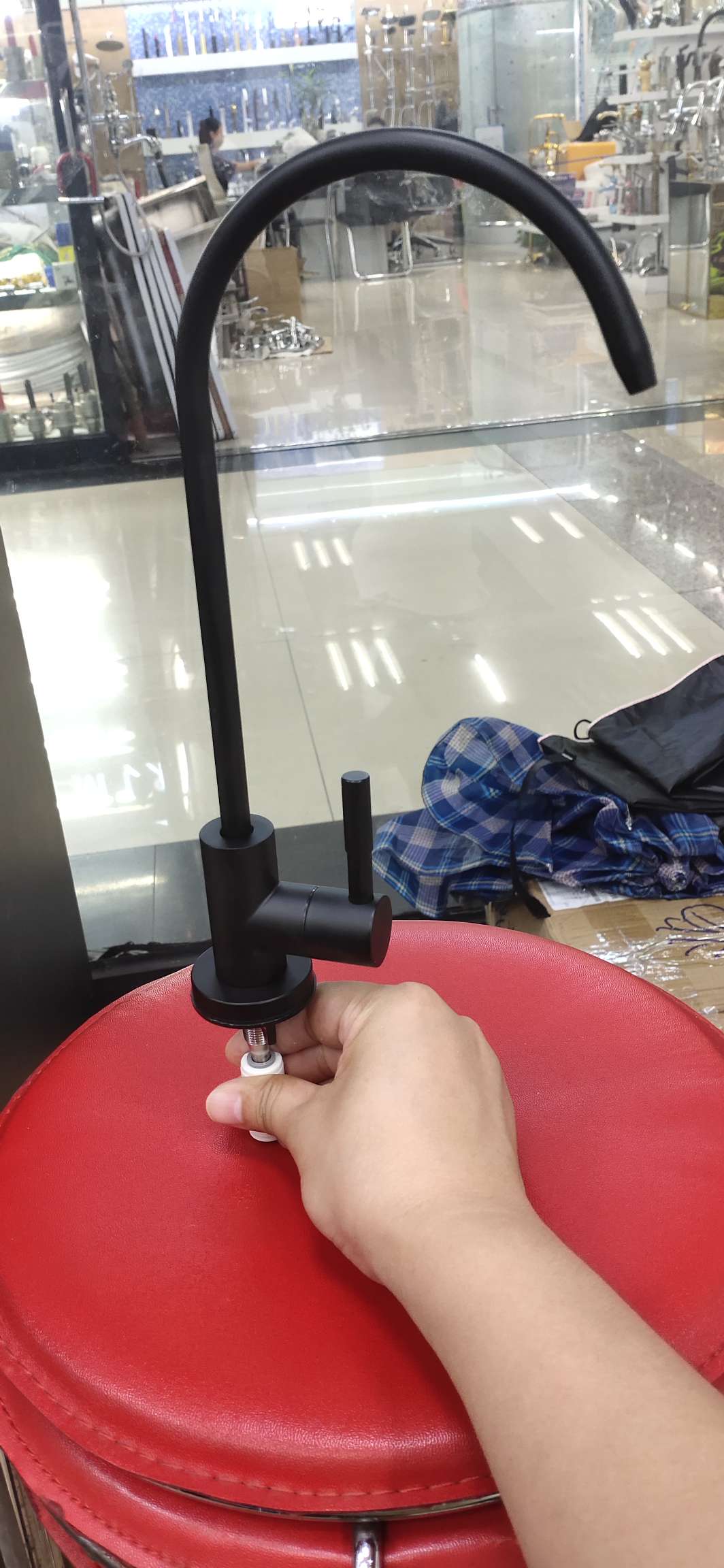 家用电热水龙头不锈钢净水器防冻Faucet面盆冷热双控大流量厨房卫生间专用细节图