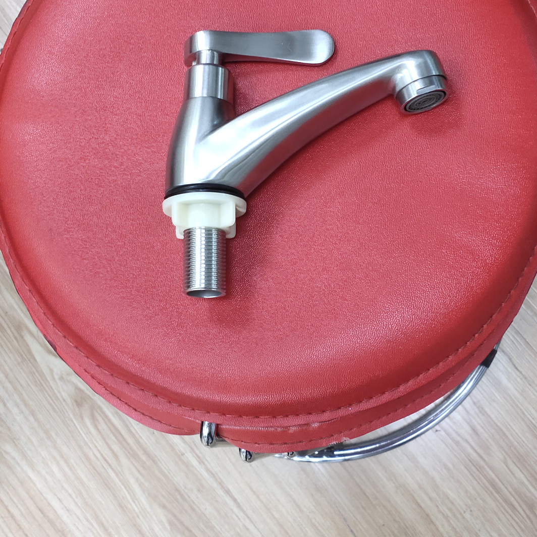 水龙头单冷款 拉丝工艺水龙头 简约时尚 家用厨房浴室通用 防冻设计 电热水龙头可选