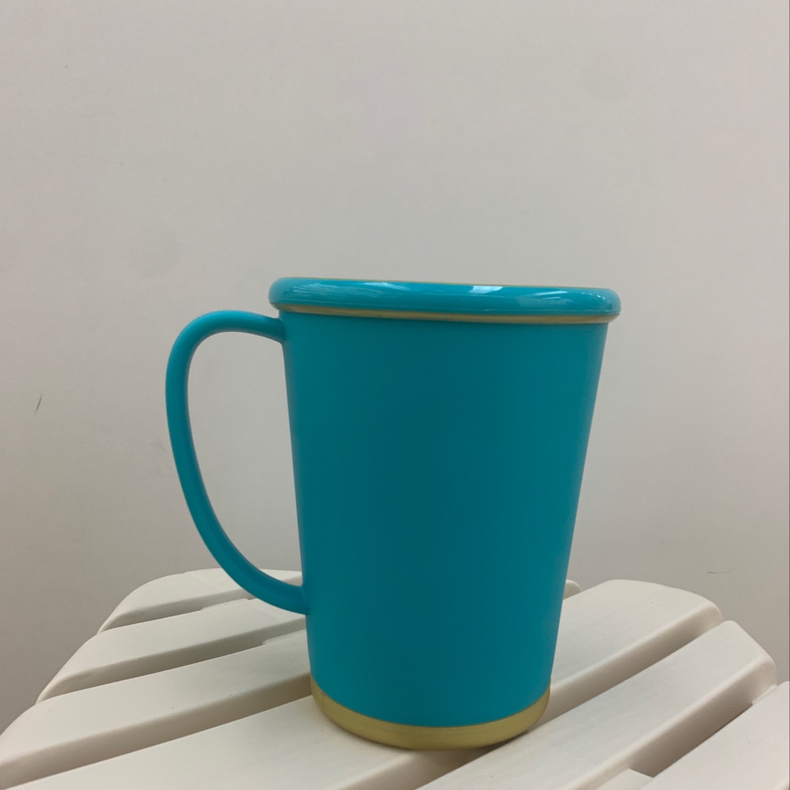 Cup with lid, plastic cup, water cup with lid Application Scenario