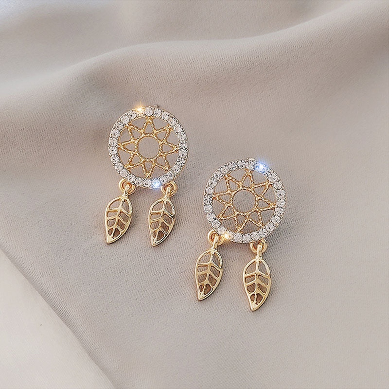 Dream catcher, double dangle earrings, beautiful.