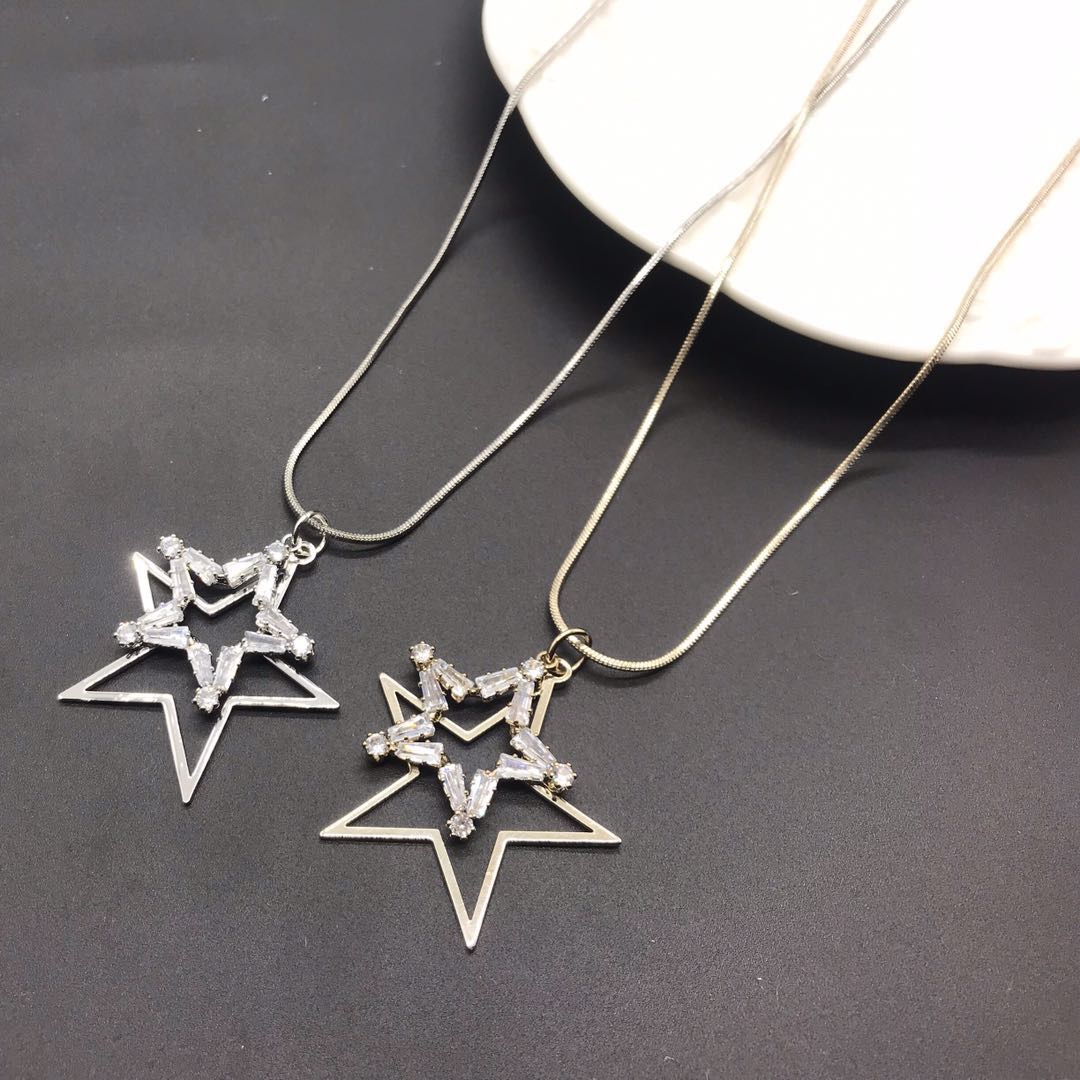 Necklace one 4