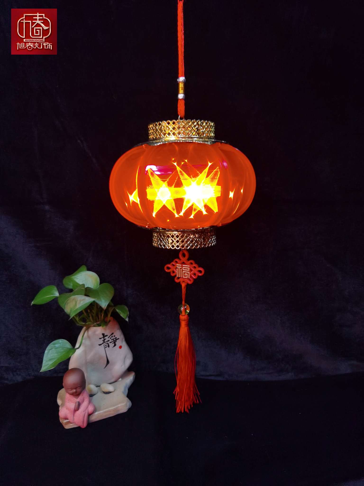 New portable battery-powered music luminous children's Lantern Festival with flashing lights Application Scenario