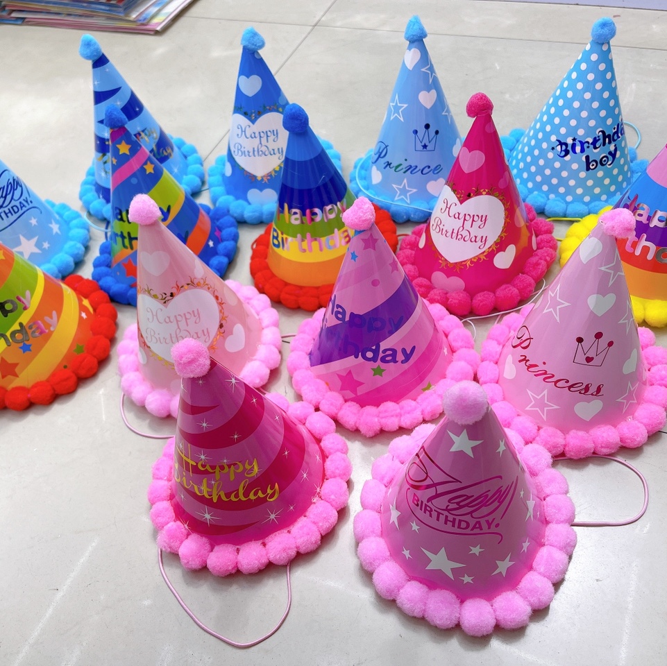 网红生日派对帽子多款毛球皇冠宝宝儿童生日派对生日帽拍照道具