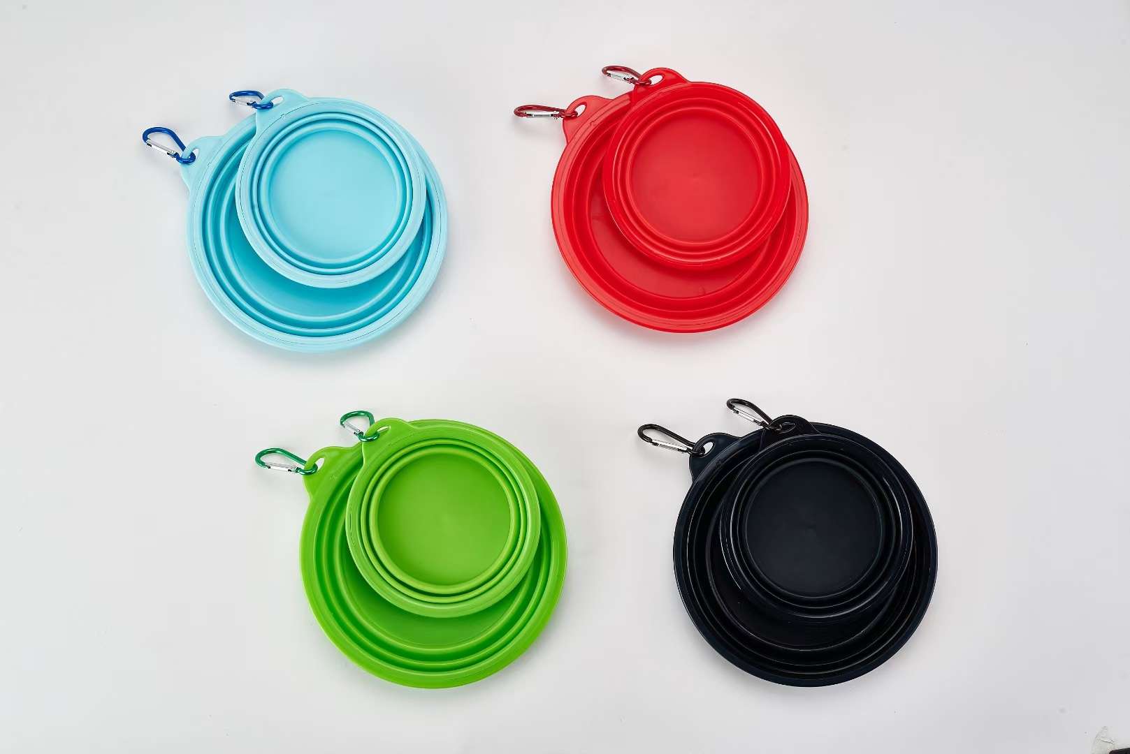 宠物用品！大号折叠碗：
产品尺寸：17.6*12.5*6.6CM，
产品重量：0.092KG，
产品容量：1000毫升详情6