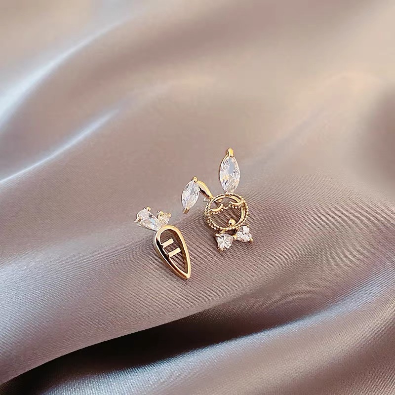 New original design: Sweet girl, little rabbit, radish and cute stud earrings details Picture