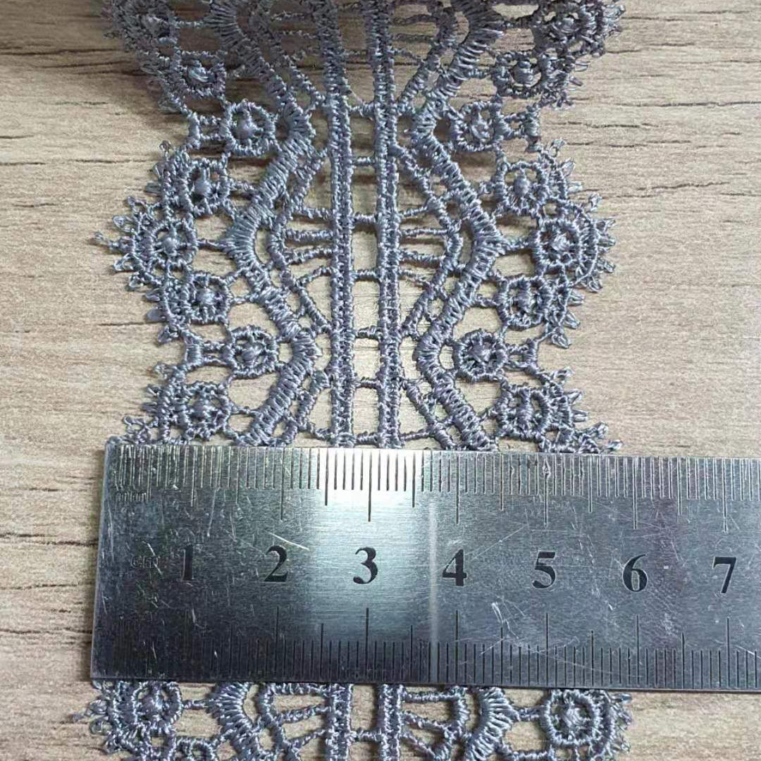 1044