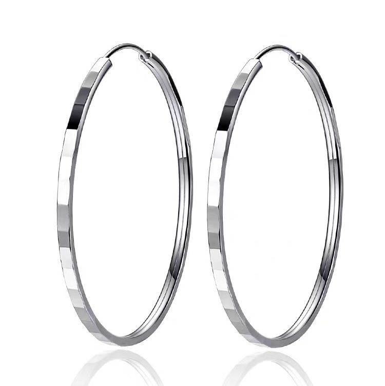 Earring one 12