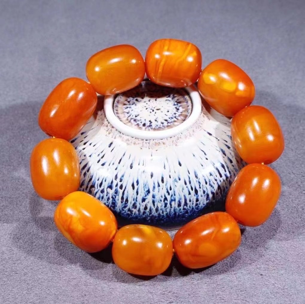 Old amber barrel beads detail image 5