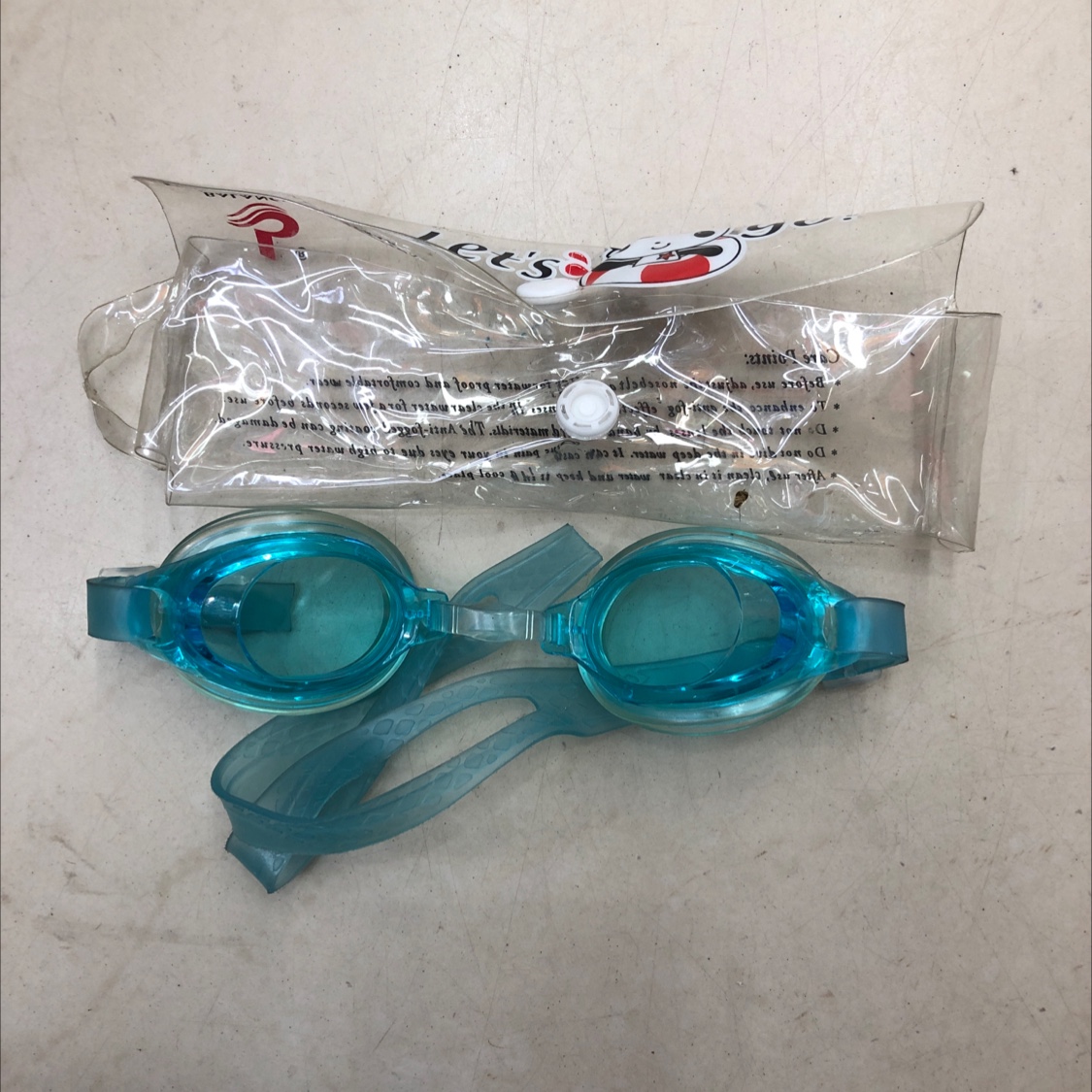 Children's bagged swimming goggles