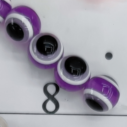 8 centile eye 8
