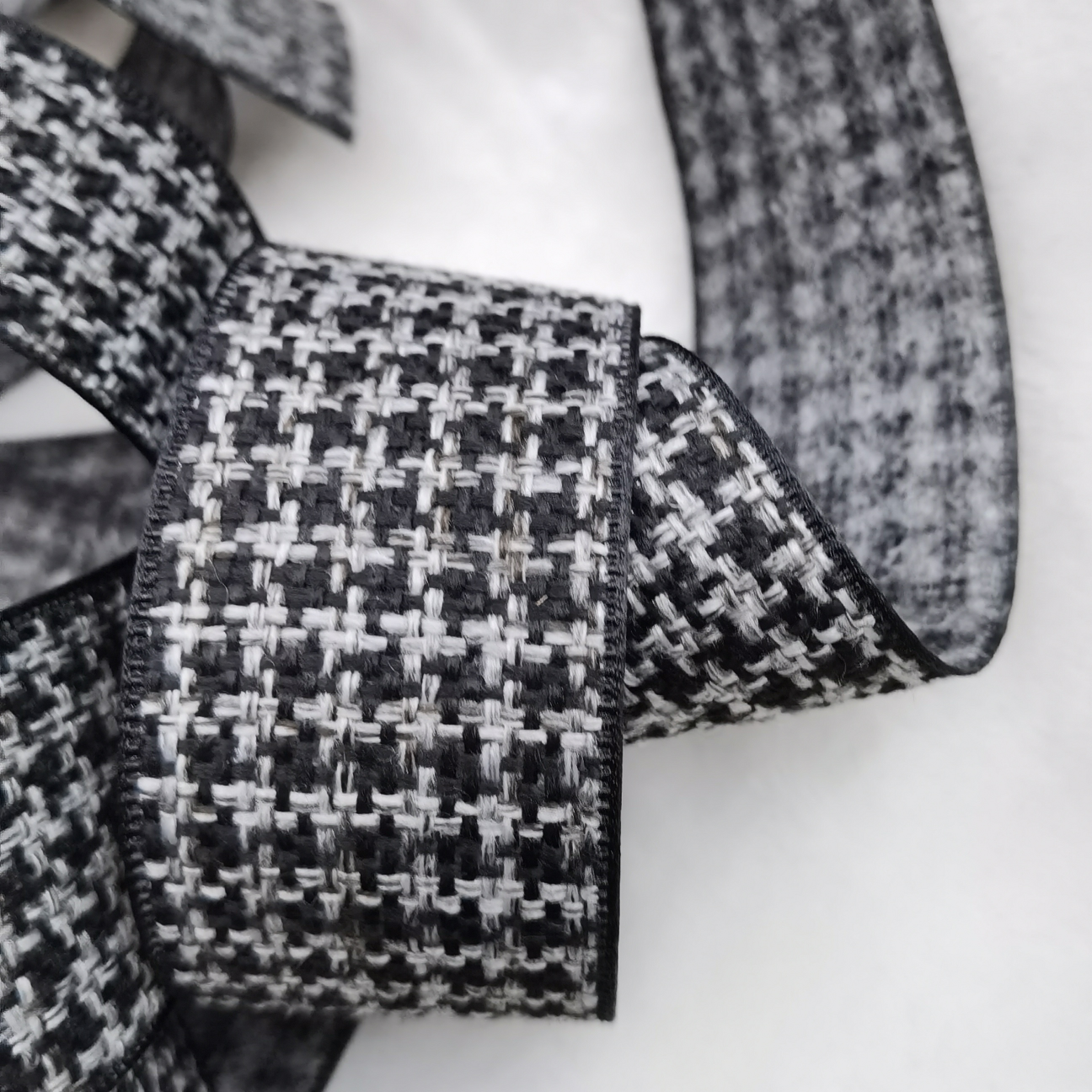 Small thousand bird lattice lace, DIY, Christmas, toys, clothing, craft, festival, jewelry, stationery, cards, packaging, all kinds of factory products can be equipped with hhh