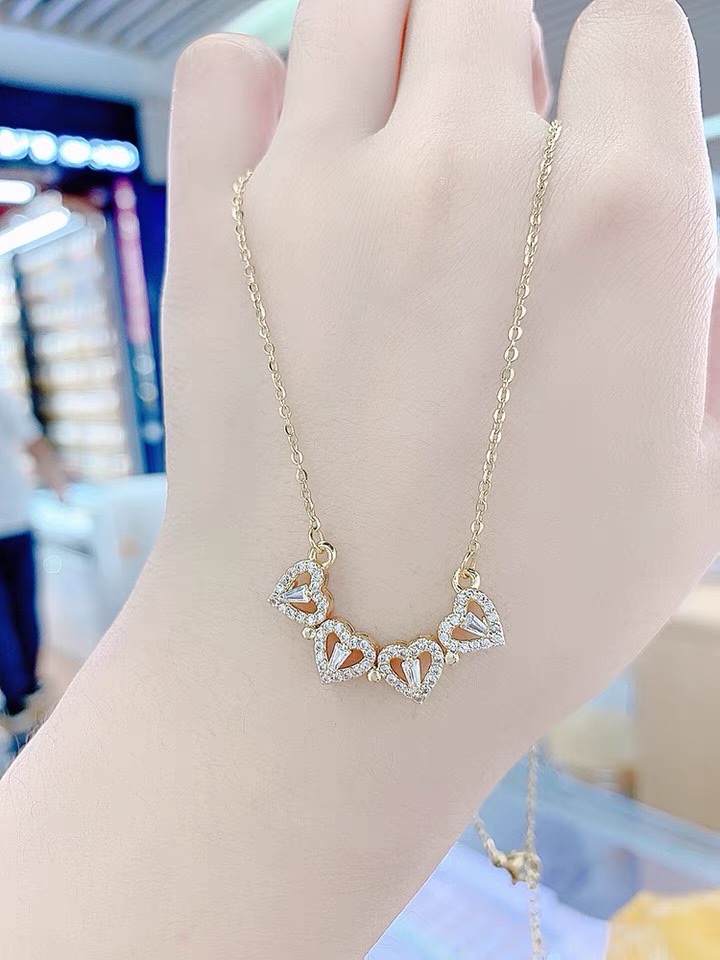 一款多戴爱心四叶草项链女夏季小众设计感高级轻奢锁骨链颈链吊坠细节图