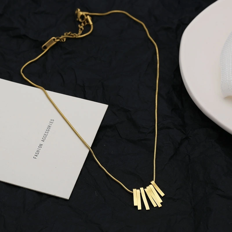 Seven Accessories Necklace Female Ins Street Personality Heart Pendant Cold Wind Titanium Steel Clavicle Chain Jewelry