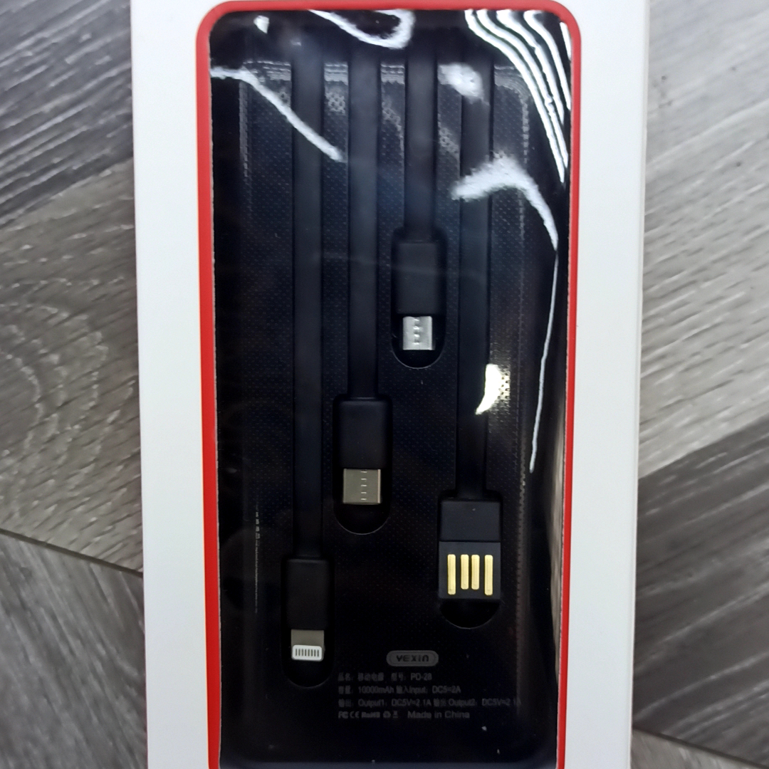 AEMAX comes with a four-wire solid standard 10000 mah mobile phone universal