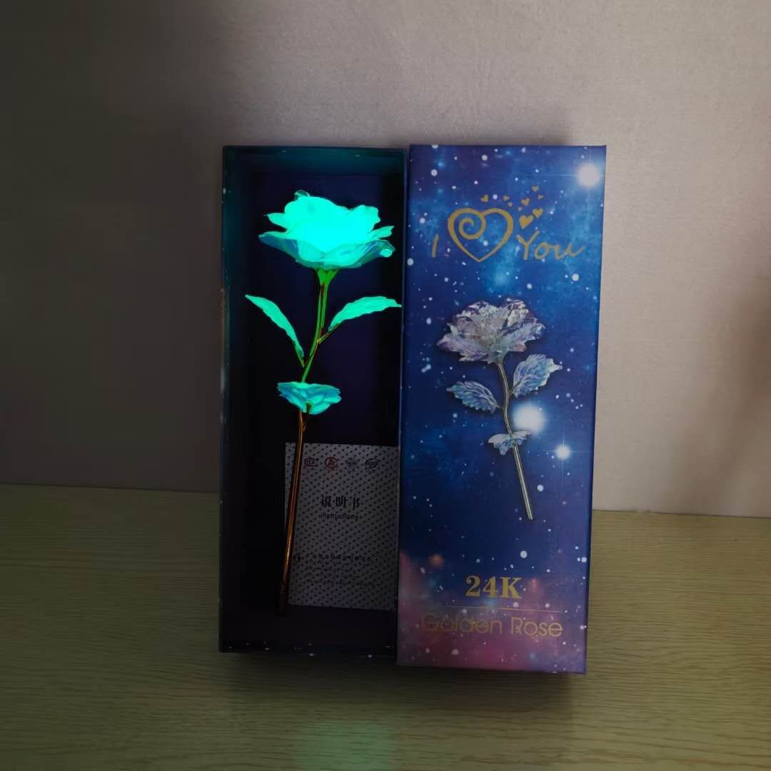 Luminous rose gift box
