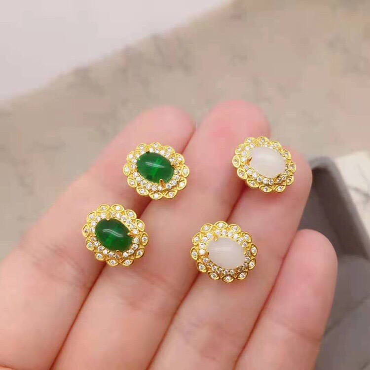 Micro-inset zircon earrings, two colors to choose from