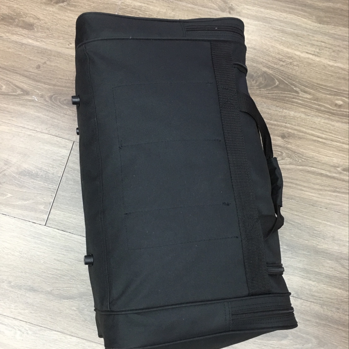 0156 Travel Bag Application Scenario