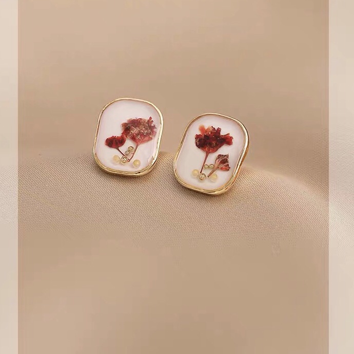 Refurbished design small and simple fashion trend personality all matching earrings