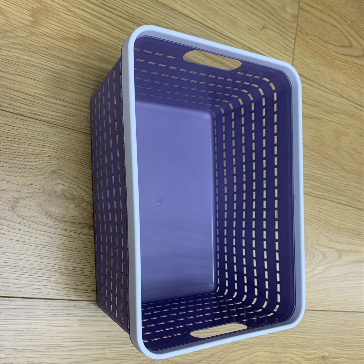 长方形横线条收纳篮细节图