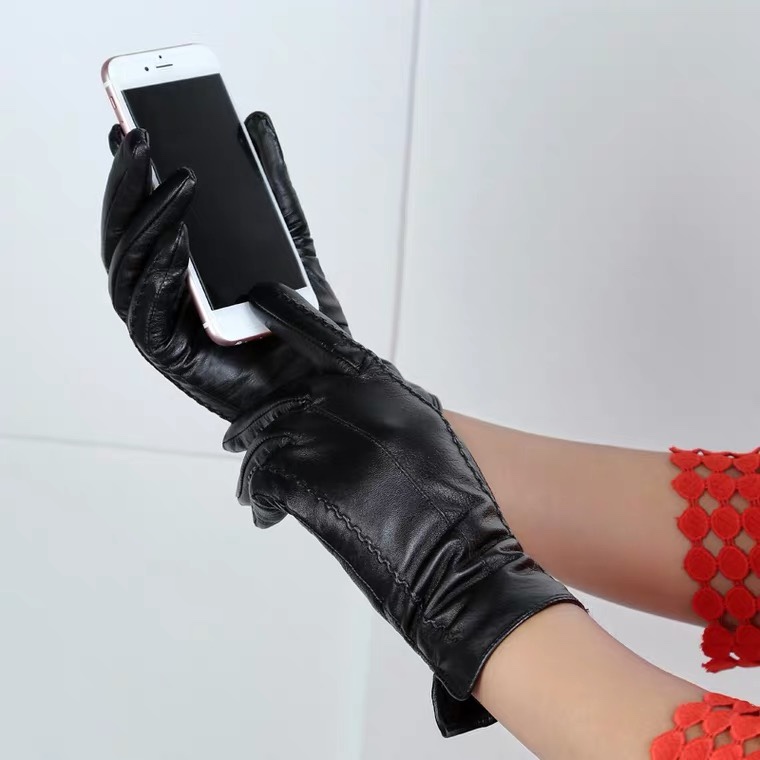 Touch screen leather gloves female autumn and winter leather gloves with fleece thickened warm cycling and driving fashion leather gloves female