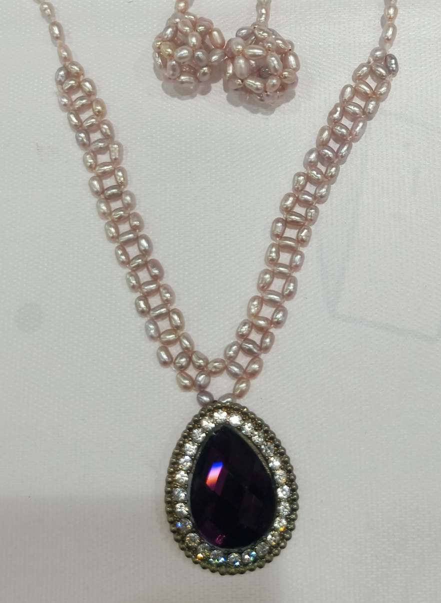 Natural pearl necklace, natural pearl earring chain details Picture