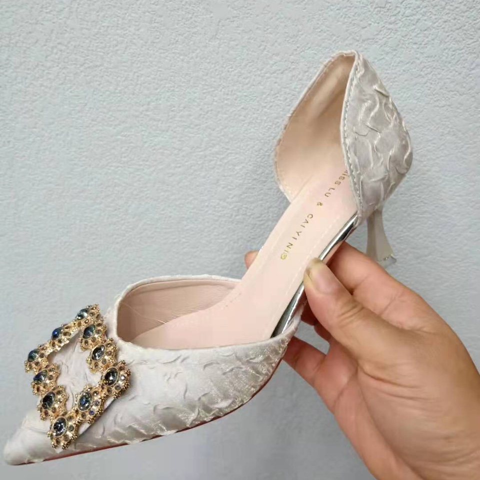 Socialite 72